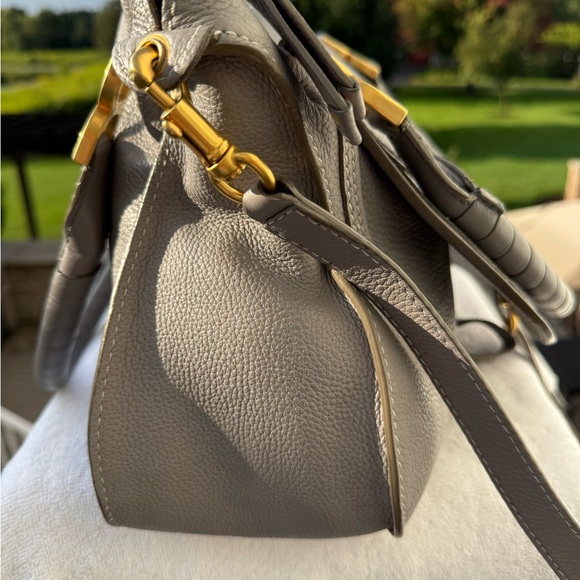 Chic Gray Handbag - Picture 13 of 16